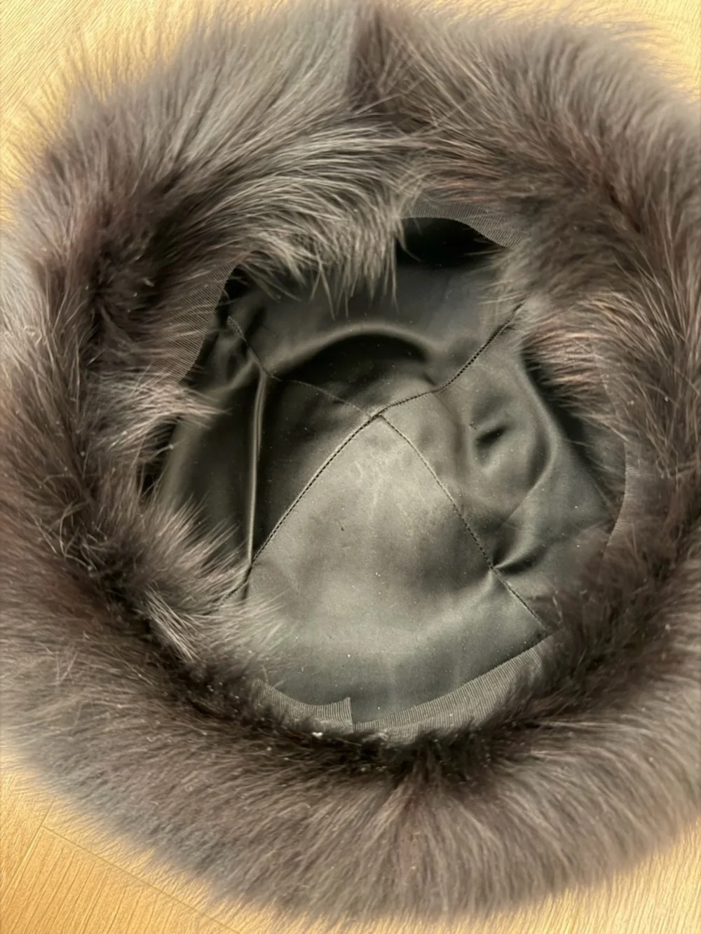 Vintage Black Fur Beret - Picture 9 of 12